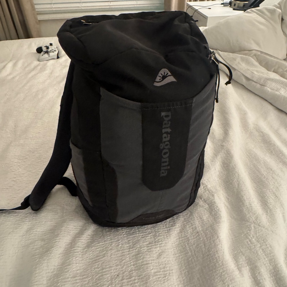 Patagonia Yerba 24L backpack Black Grey Discontinued
